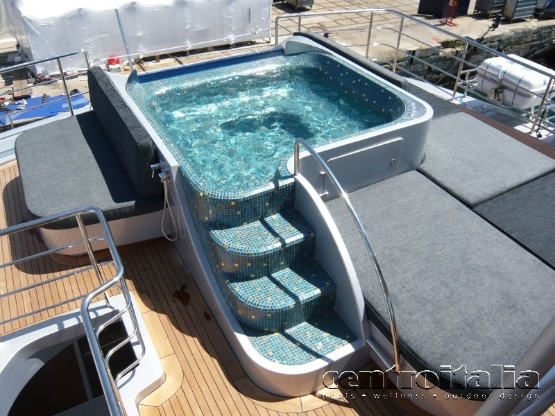 Costruzione custom per yacht