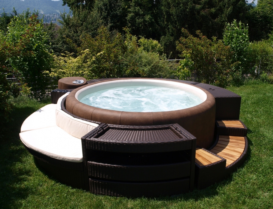 piscina per piccoli giardini idromassaggio